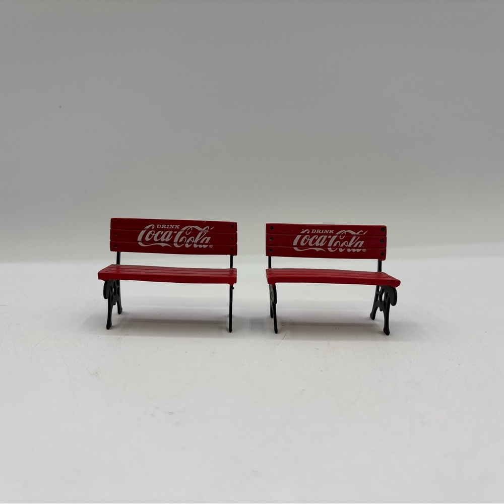 Coca-Cola Town Square Accessories 1996 Vintage Park Bench Item 64319
